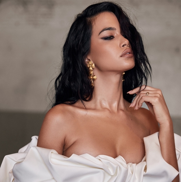 HOUSE OF CB 'Selena' Ivory Satin Ruffle Strapless Dress - Picture 5 of 13